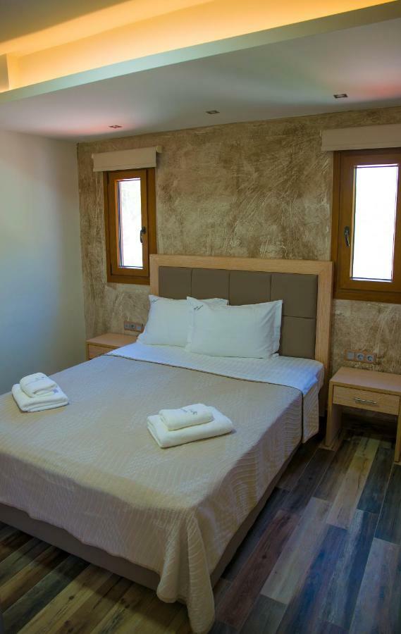 Psili Ammos Seaside Luxury Rooms Потос Екстериор снимка