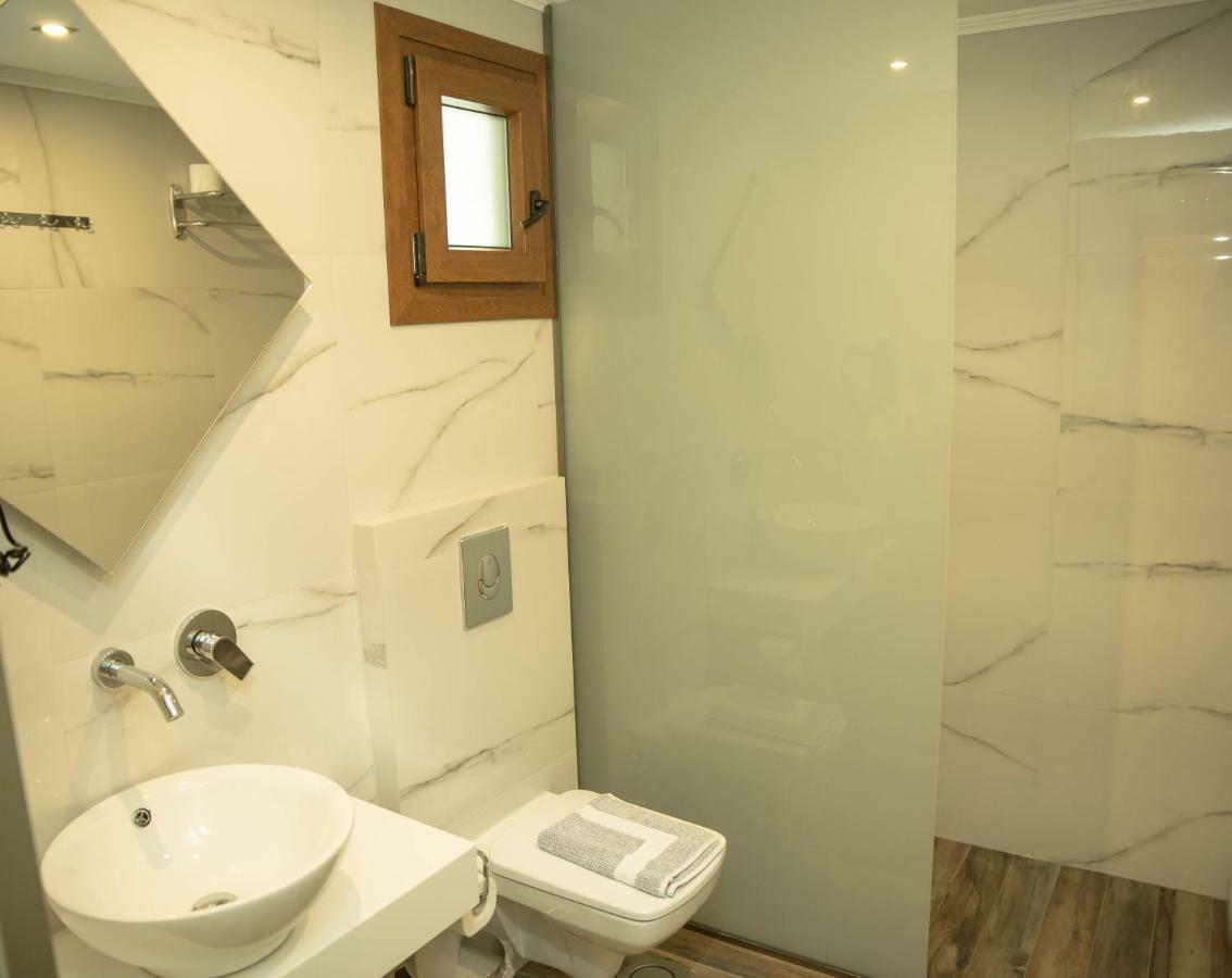 Psili Ammos Seaside Luxury Rooms Потос Екстериор снимка