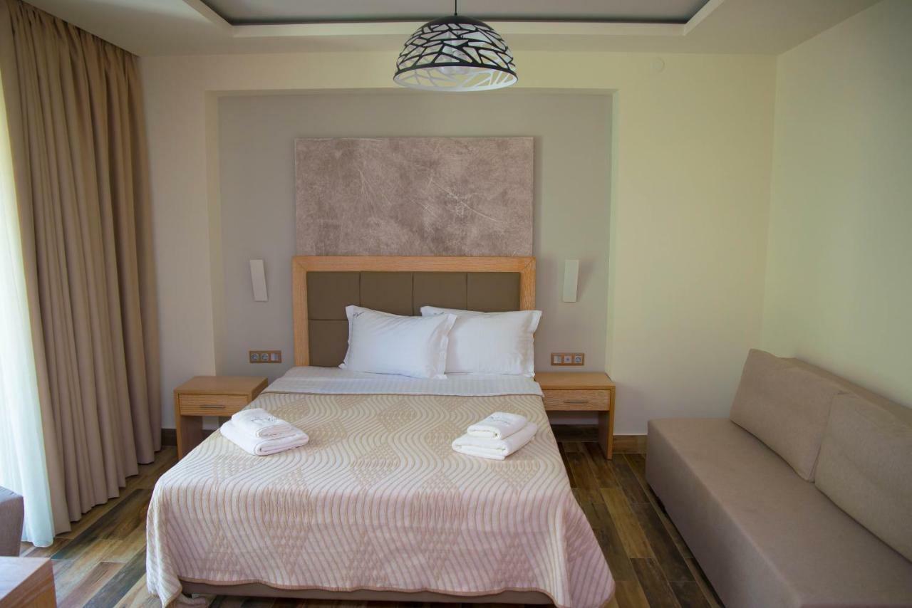 Psili Ammos Seaside Luxury Rooms Потос Екстериор снимка
